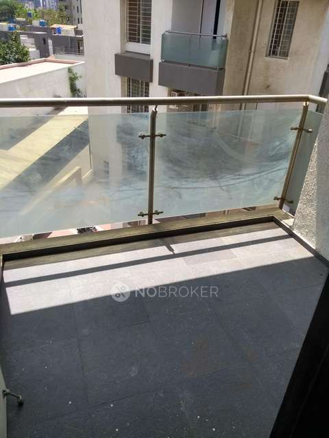 2 BHK Flat In Nirmaan Asamant For Sale  In Kondhwa