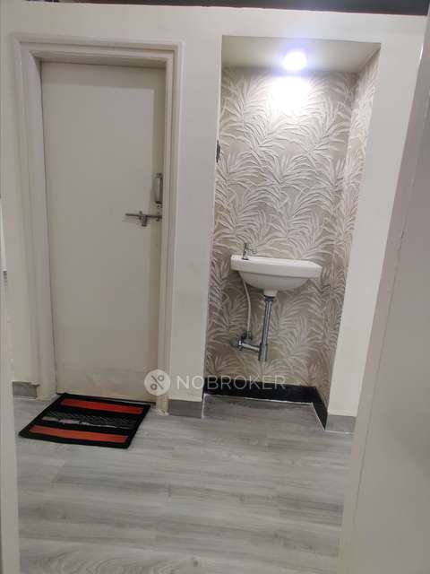 2 BHK Flat In Sainath Apartment, Mulund East For Sale  In Mulund East