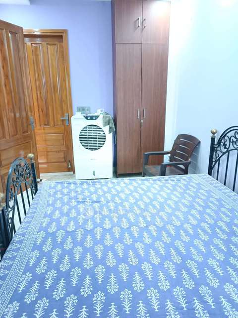 PG for Girls in Sector 8a, Rohini