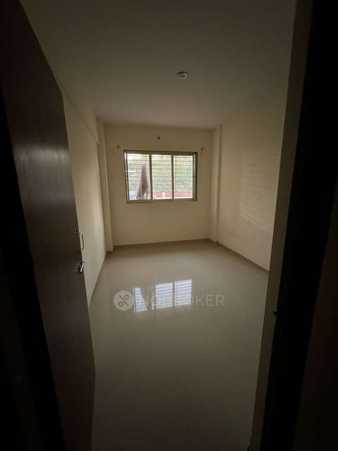 1 BHK Flat In Trimurti Co-operative Housing Society For Sale  In Rameshwadi