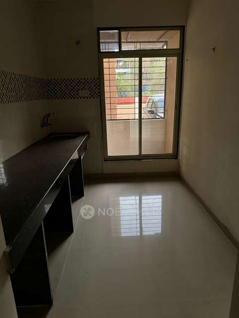 1 BHK Flat In Trimurti Co-operative Housing Society For Sale  In Rameshwadi