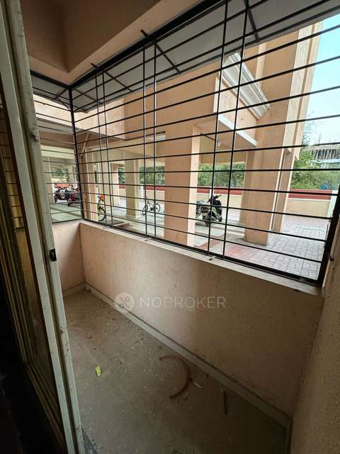 1 BHK Flat In Trimurti Co-operative Housing Society For Sale  In Rameshwadi