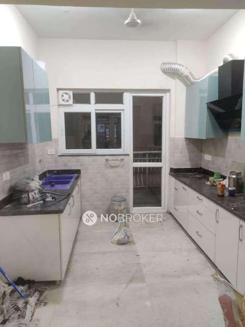 4 BHK Flat In Bptp Park Prime For Sale  In Sector 66