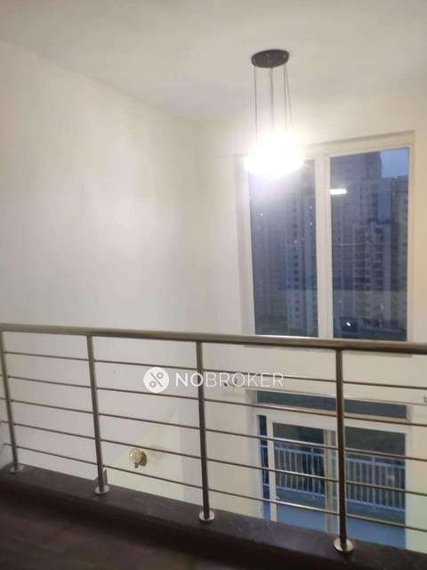 4 BHK Flat In Bptp Park Prime For Sale  In Sector 66