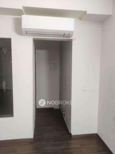 4 BHK Flat In Bptp Park Prime For Sale  In Sector 66