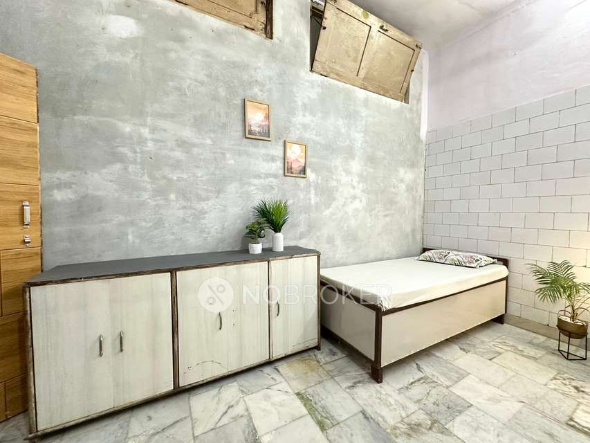 PG for Boys in Alipur