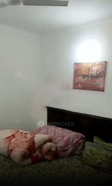 PG for Anyone in Gaur Yamuna City 