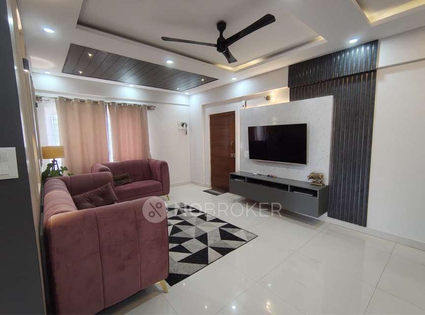 Single Room for Female In 3 BHK  In Sri Balaji White Woods  In Sri Balaji White Woods