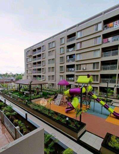 2 BHK Flat In 29 Gold Coast For Sale  In Vishrantwadi