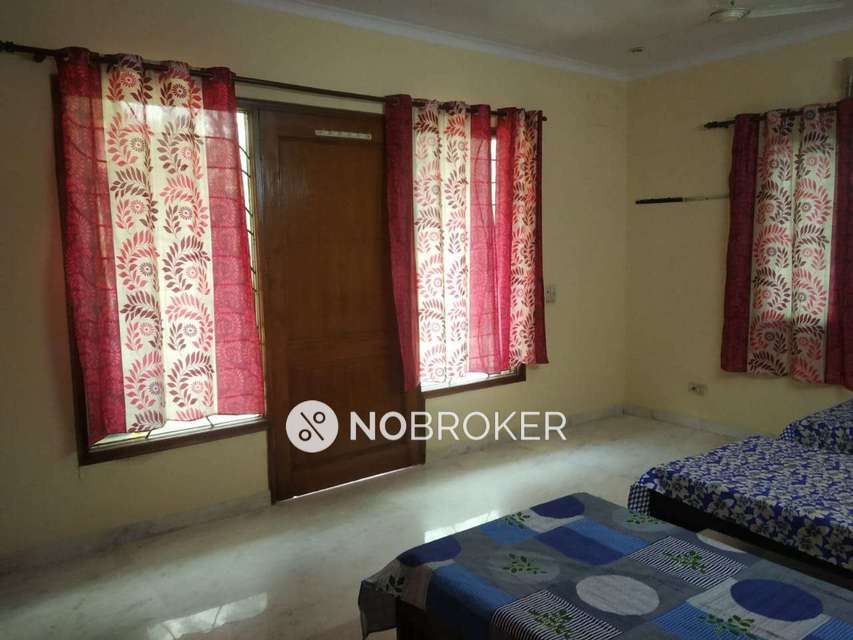 PG for Boys in Sector 22