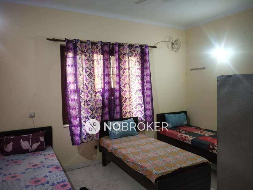 PG for Boys in Sector 22