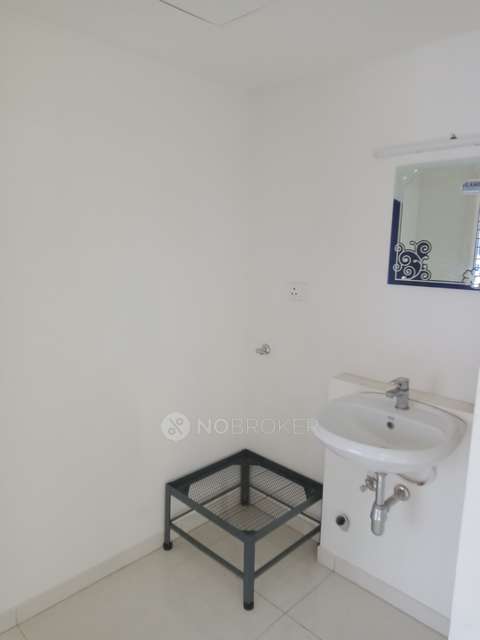 2 BHK Flat In Casagrand First City For Sale  In Sholinganallur