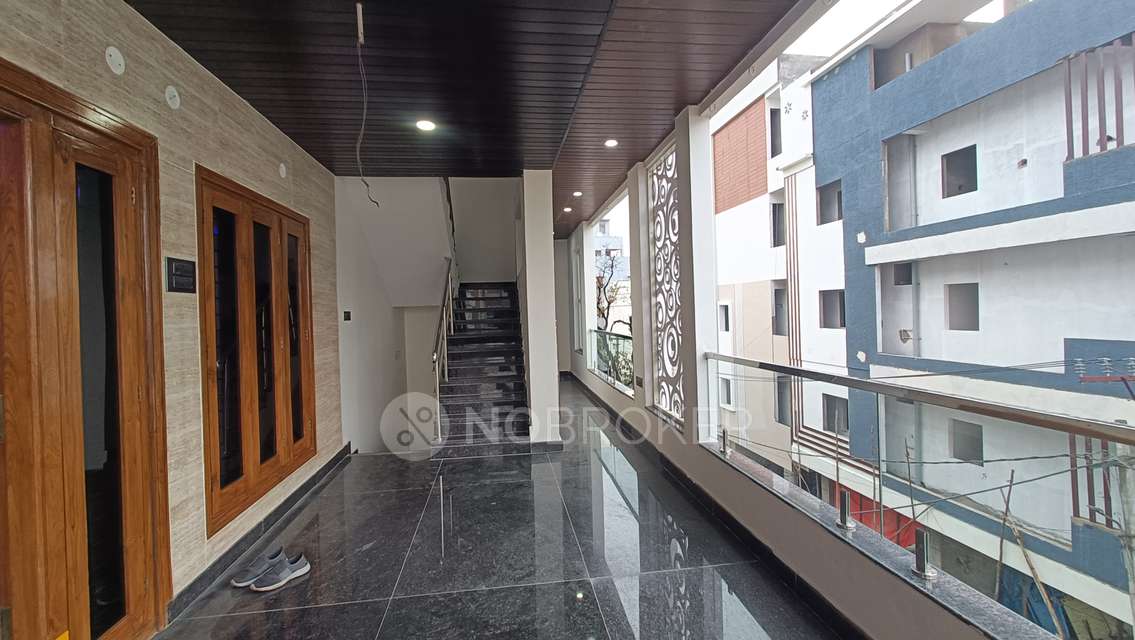 4+ BHK House For Sale  In Peerzadiguda