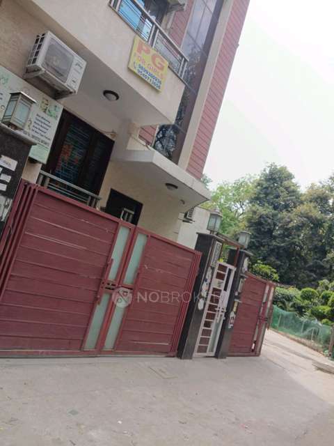 PG for Girls in Lajpat Nagar Iv