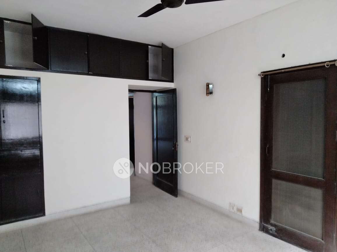 Independent House Safdarjung Enclave Rent WITHOUT BROKERAGE Semi