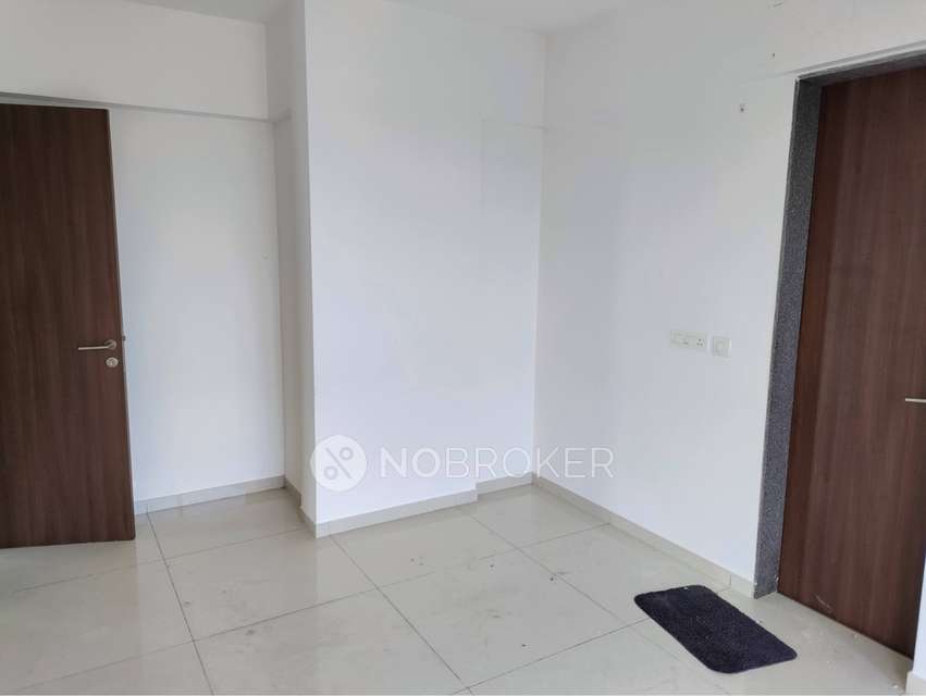 2 BHK Flat In Runwal Serene For Sale  In Govandi East