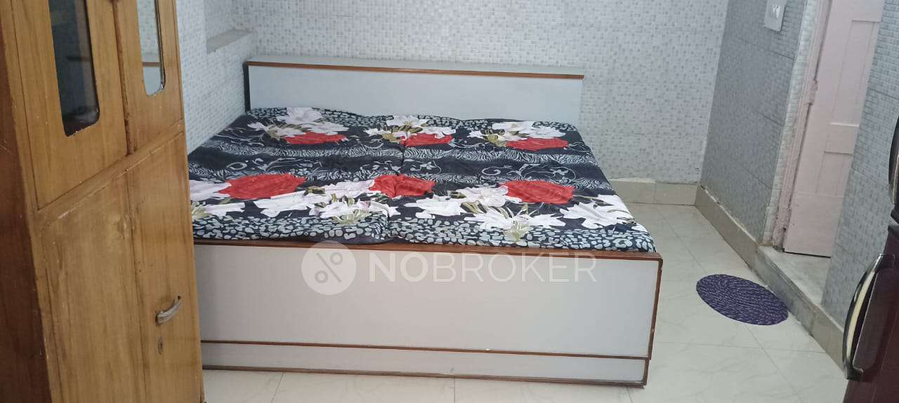 1 BHK House for Rent  In Pitam Pura