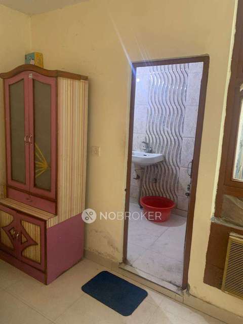 1 BHK Flat In Stand Alone Building for Rent  In  Savithri Nagar 