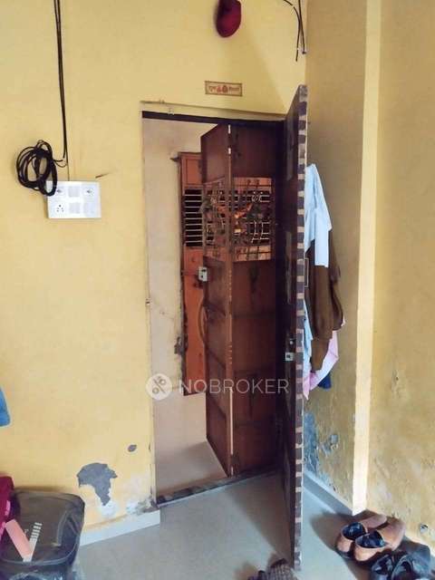 1 RK Flat In Santram Niwas Opposite Little China Hotel Old Dombivli For Sale  In Doctor Nemade Galli, Dombivli West