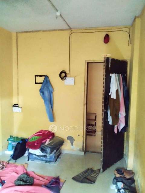 1 RK Flat In Santram Niwas Opposite Little China Hotel Old Dombivli For Sale  In Doctor Nemade Galli, Dombivli West