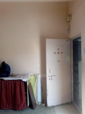 1 BHK Flat In Venkatesh Chsl for Rent  In Manik Baug