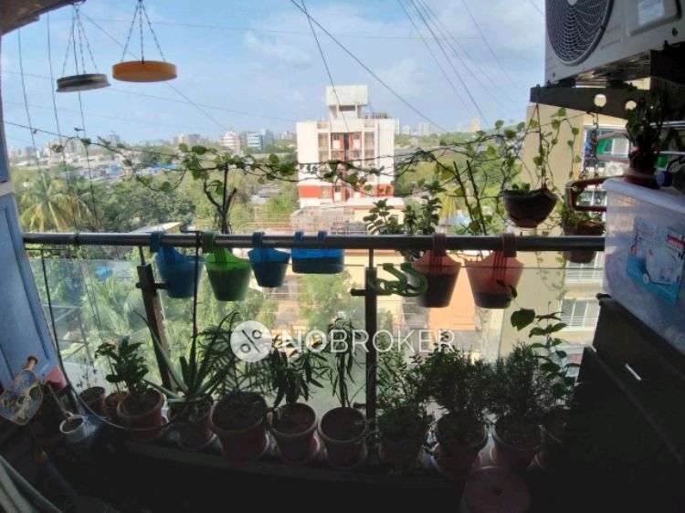 2 BHK Flat In Gurukripa Building For Sale  In Chembur