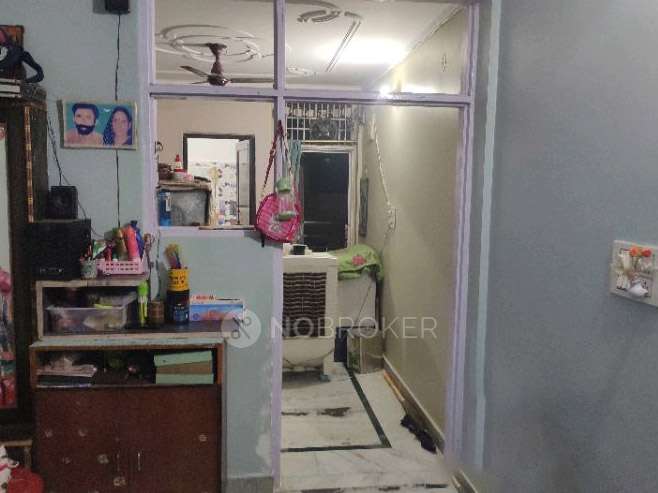 1 BHK Flat For Sale  In Trilokpuri