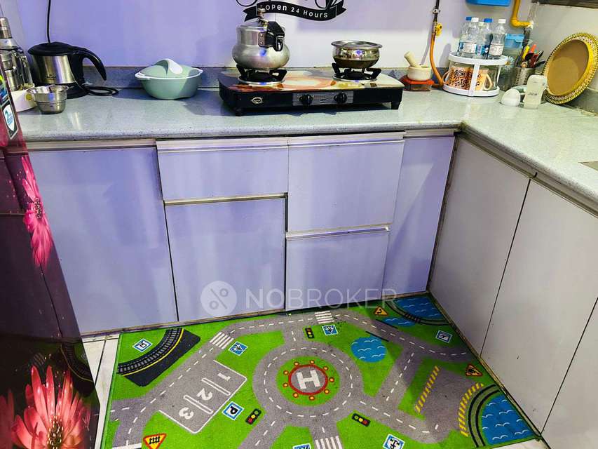 2 BHK Flat In Shree Radha Apartments For Sale  In Razapur Khurd