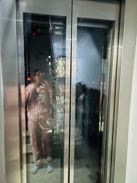 2 BHK Flat In Shree Radha Apartments For Sale  In Razapur Khurd