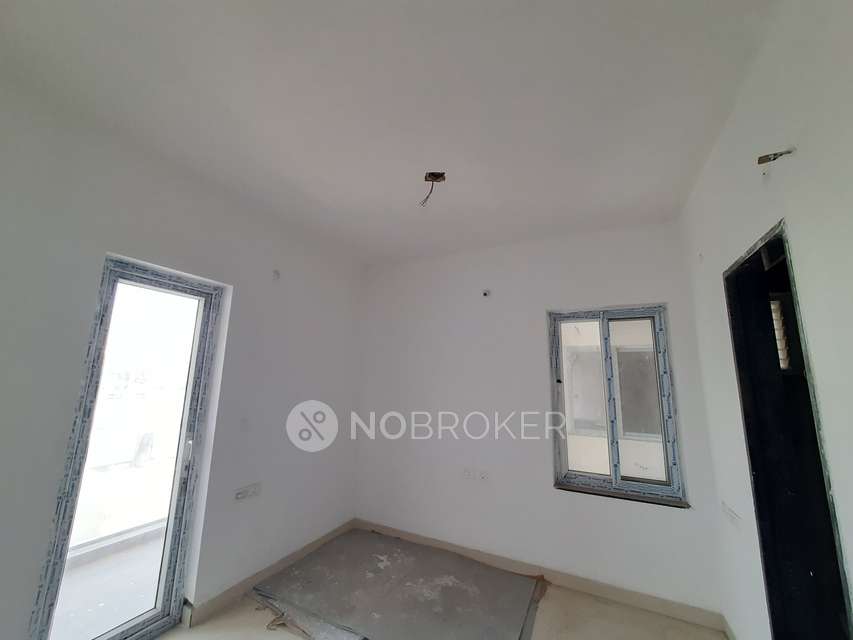 3 BHK Flat In Bridge Paramount  For Sale  In Padmarao Nagar 