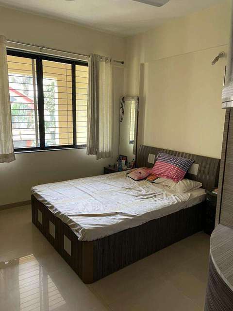 3 BHK Flat In Fortune Estates for Rent  In Hadapsar -.... Shared Room 1 Bhk