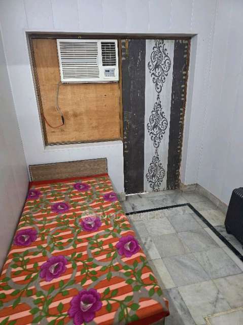 PG for Boys in Netaji Subhash Place