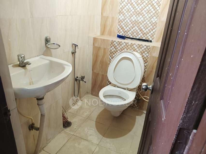 3 BHK Flat In Kbr&#39;s Dakshith Residency For Sale  In Kondapur