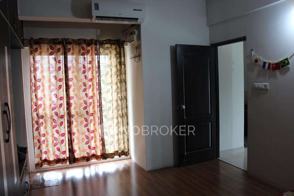 2 BHK Flat In Platinnum Picasa For Sale  In Nagavara