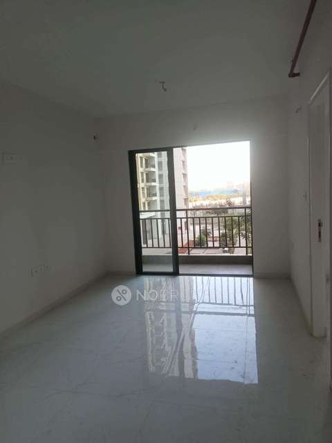 2 BHK Flat In Runwal Gardens For Sale  In Dombivali East