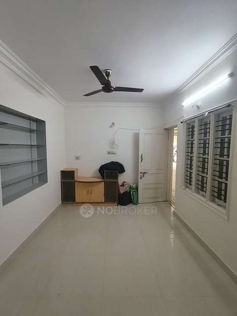 1 BHK Flat In Standalone Building  for Rent  In Teachers Colony
