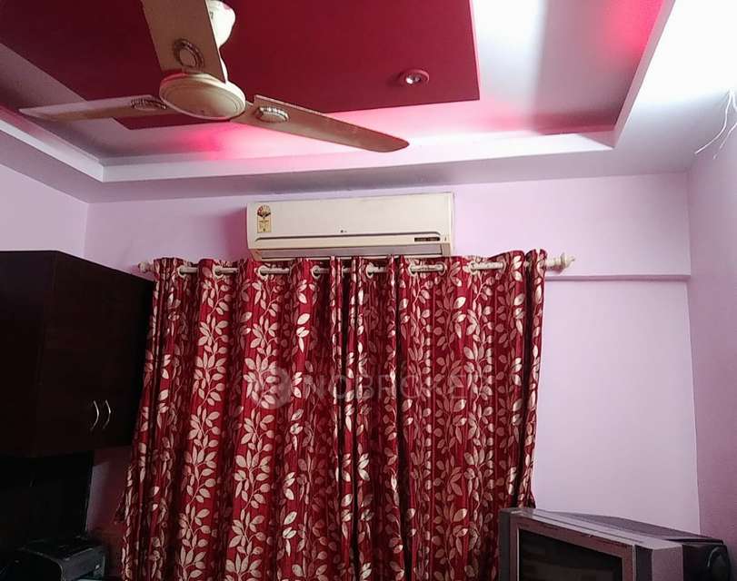 2 BHK Flat In Mantri Park For Sale  In Goregaon