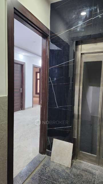 3 BHK Flat In Standalone Building  For Sale  In Pandav Nagar