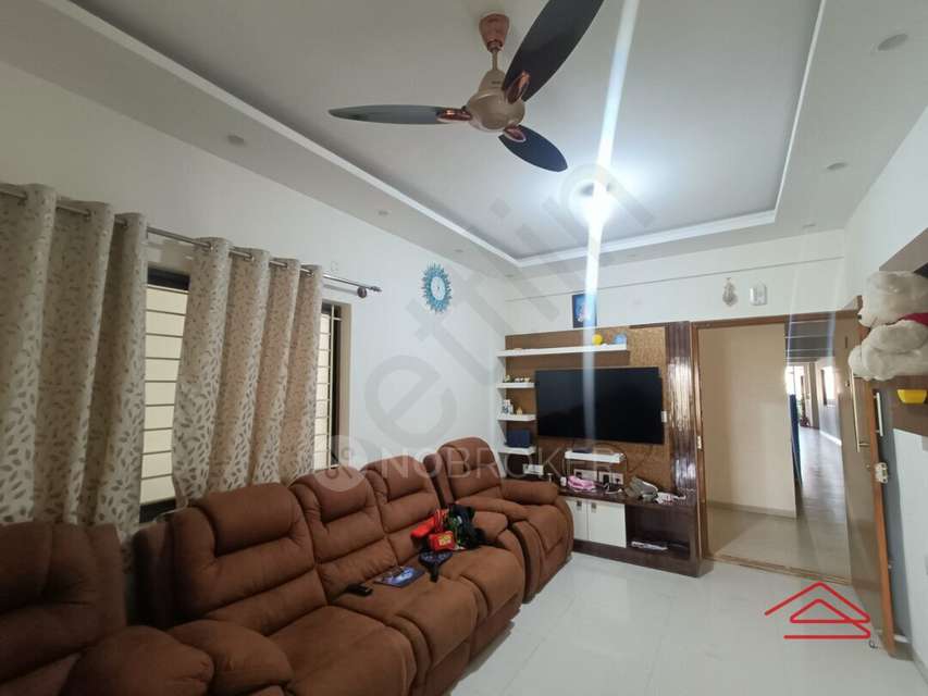 3 BHK Flat In Ds-max Satellite For Sale  In Kengeri Satellite Town