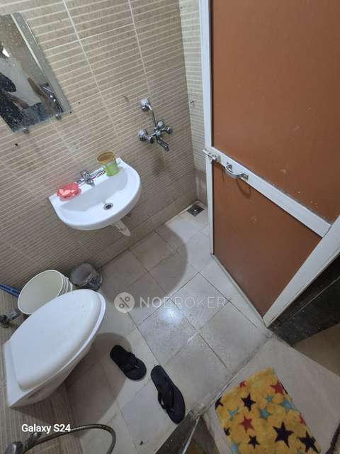 1 BHK Flat In D B Ozone  For Sale  In  Dahisar East