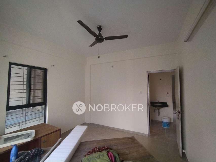 2 BHK Flat In Aurum Platina Phase I For Sale  In Wakad