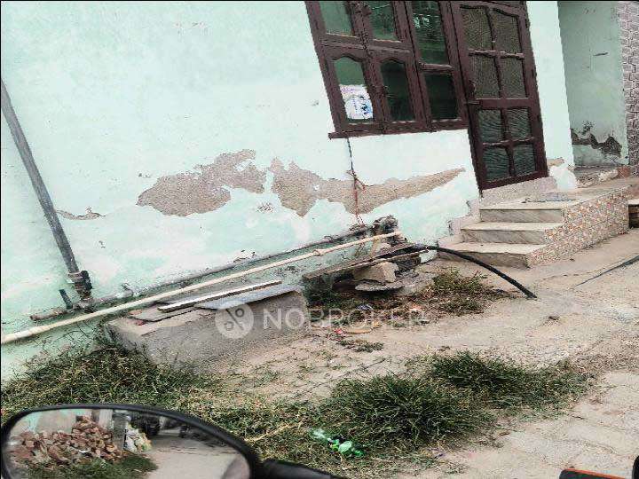 1 RK Flat In Apartment for Rent  In  Sector 8