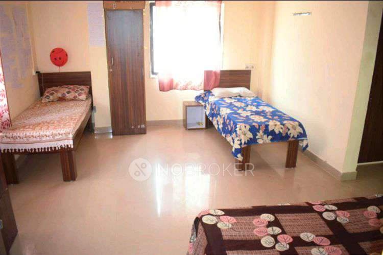 PG for Anyone in Gera Commerzone Kharadi