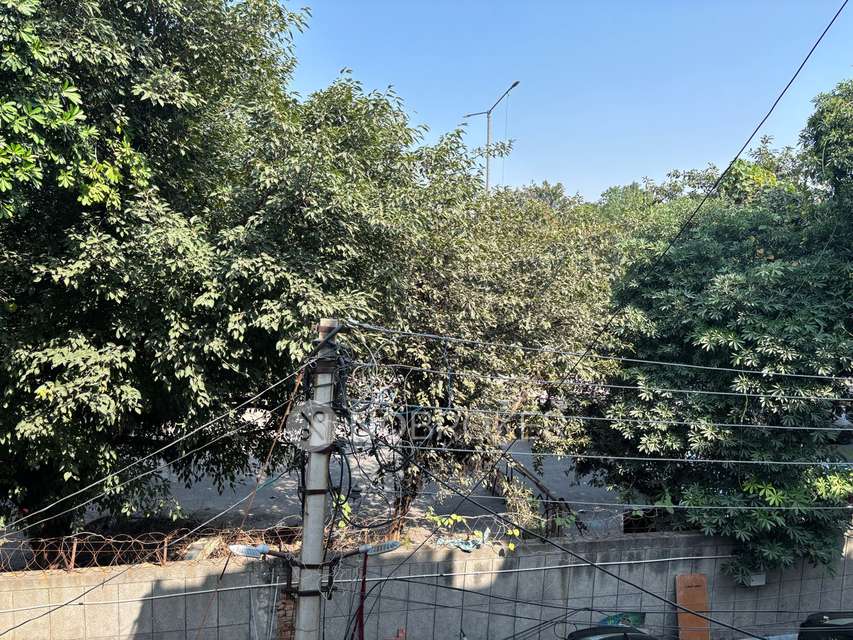 2 BHK Flat In Dhawalgiri Apartment For Sale  In Noida