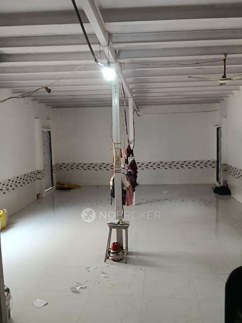 Shop in Malad West, Mumbai for sale 