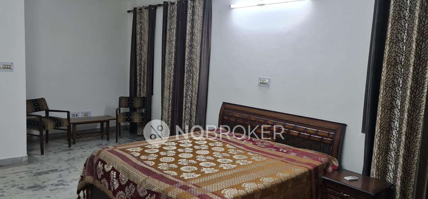 4+ BHK House For Sale  In Indirapuram