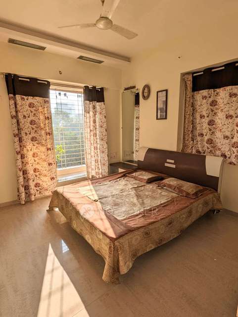 3 BHK Flat In Jaswanti Garden For Sale  In Malad West