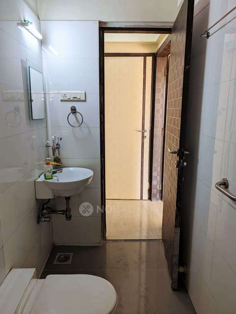 3 BHK Flat In Jaswanti Garden For Sale  In Malad West