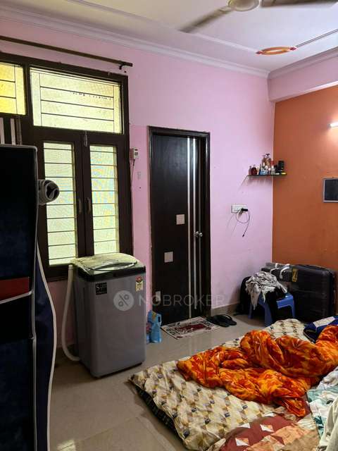 2 BHK Flat In Hill Top Apartment For Sale  In  Maidan Garhi
