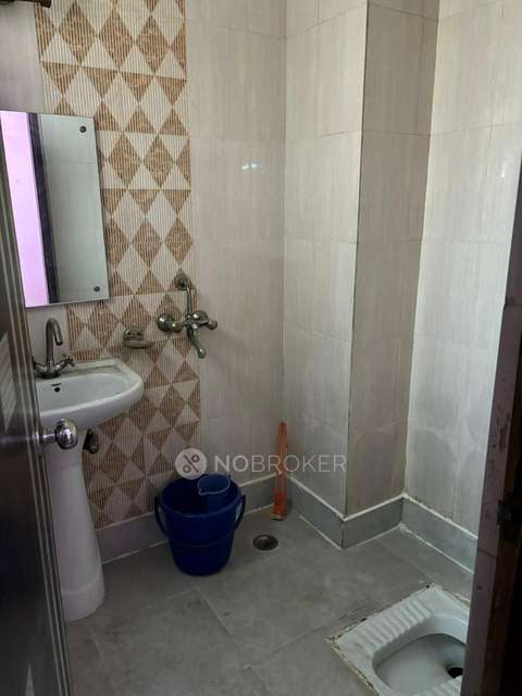 2 BHK Flat In Hill Top Apartment For Sale  In  Maidan Garhi
